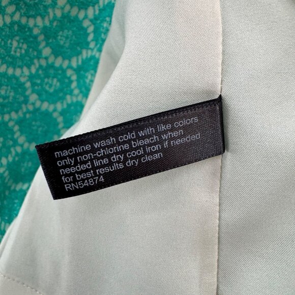 The Limited Mini Fit Flare Dress Green Lace Crochet Overlay Sleeveless Size 6 - Picture 6 of 10